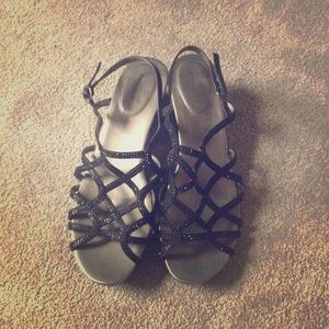 Black sparkly little heels